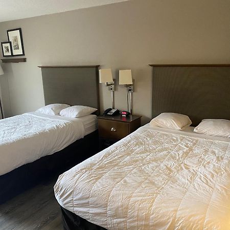 Motel 6 Rochester - Airport Экстерьер фото