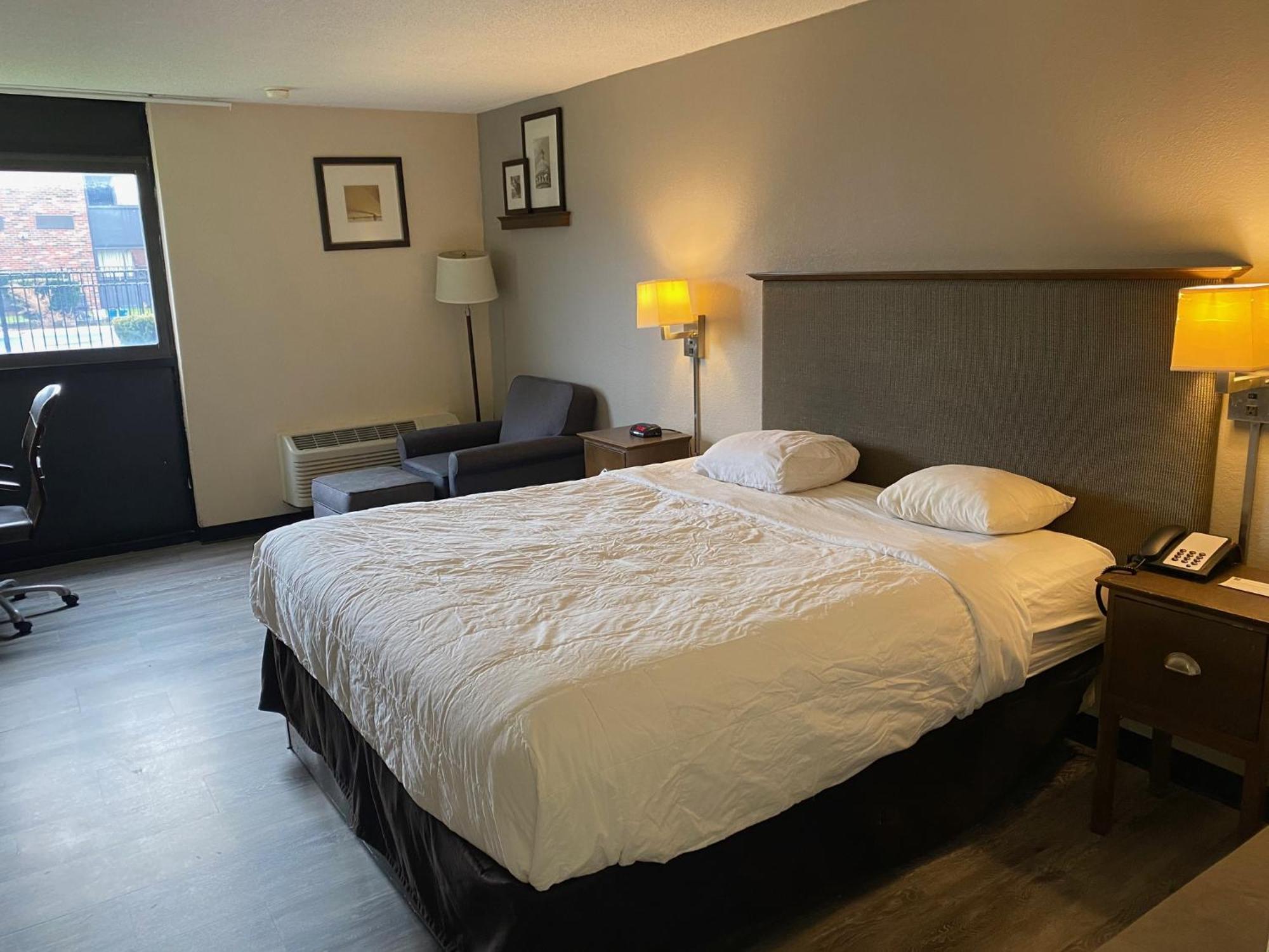 Motel 6 Rochester - Airport Экстерьер фото